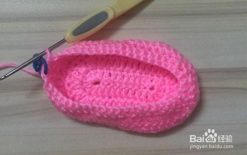 钩小孩鞋视频,惊险瞬间！钩小孩鞋视频引发网友热议