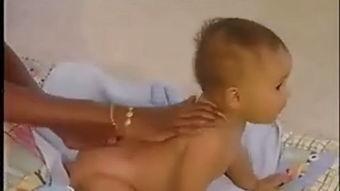 女婴的护理视频,女婴日常护理全攻略